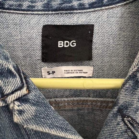 Jean Jacket - Picture 2 of 3